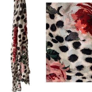 Bloomingdale’s Wool Leopard & Rose Fringe Scarf NWT Animal Print Floral Wrap